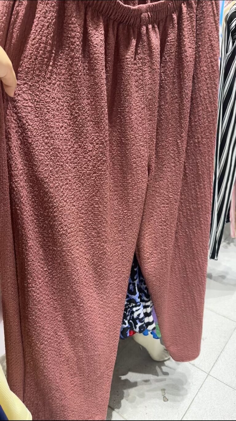 5bad7b7a-95aa-4292-ab9d-64f3f33a9fa5 CURVA PALAZOS DE HAWÁI BRUSELAS - Imagen 1