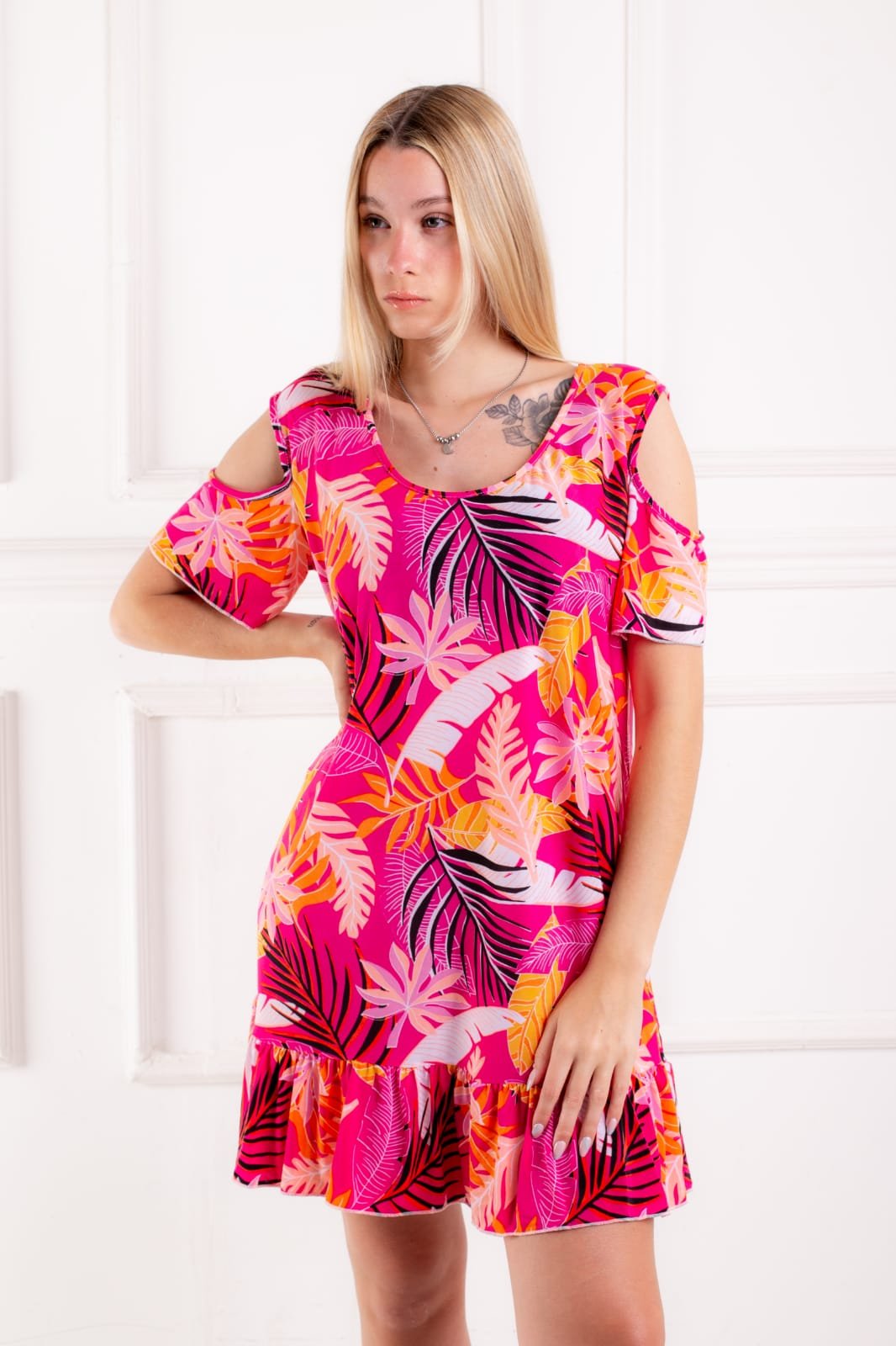 62a3a626-707c-4c18-9b80-f7b905265df1 CURVA VESTIDO ROMA SEDA FRIA - Imagen 1